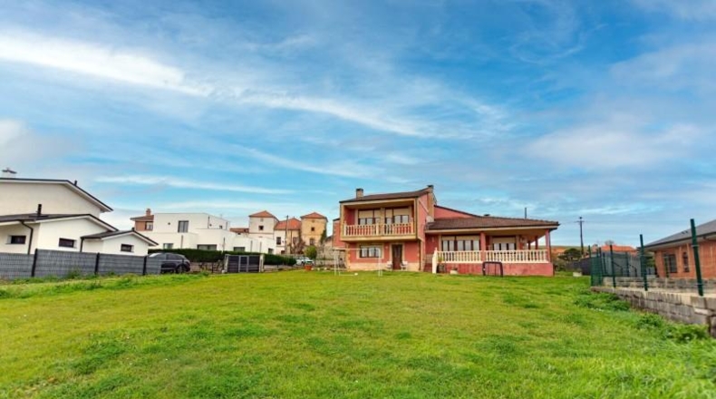 Cantabria - Soto de la Marina - 1332m2