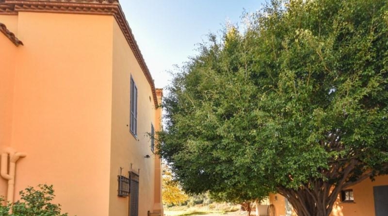 Барселона - Sant Andreu de Llavaneres - 1651m2