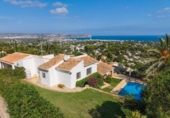 Chalet independiente con terreno en venta en la España, Jávea, ref: TR384137 foto