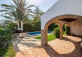 Chalet independiente con terreno en venta en la España, Jávea, ref: TR384137 foto