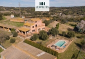 Chalet independiente con terreno en venta en la España, Corçà, ref: TR385096 foto