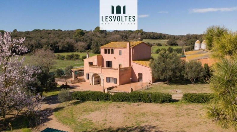 Gerona - Corçà - 32000m2