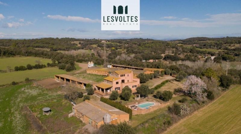 Gerona - Corçà - 32000m2