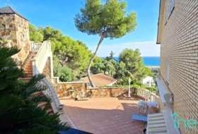 Castelldefels 870&nbsp;м²