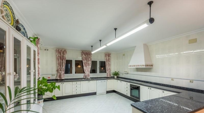 Málaga - Málaga - 1120m2