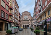 Участок с хранилищем на продажу в городе Torrelavega. Фото
