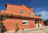 Xalet independent amb terreny en venda a Ontinyent ref.: TR386081 foto