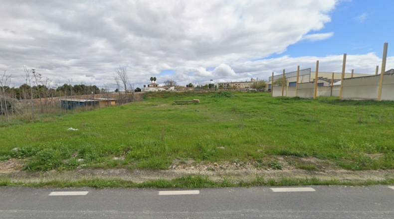 Jaen - Mengíbar - 979m2