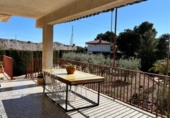 Chalet independiente con terreno en venta en la España, Elche, ref: TR400058 foto