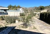Chalet independiente con terreno en venta en la España, Elche, ref: TR400058 foto