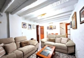 Chalet independiente con terreno en venta en la España, Viñuela, ref: TR387890 foto