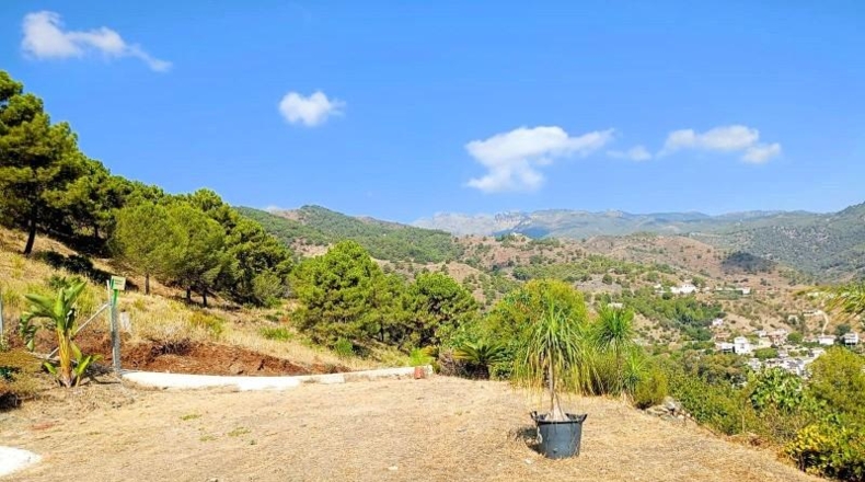 Málaga - Tolox - 5939m2