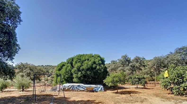 Córdoba - Адамус - 35000m2