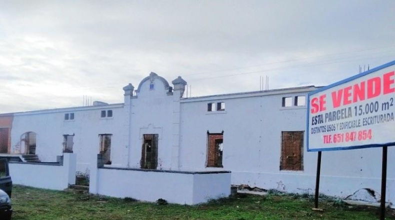Badajoz - Бадахос - 15000m2