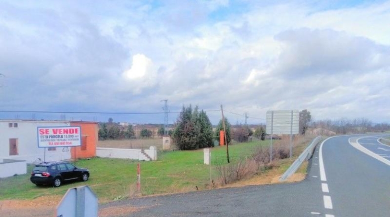 Badajoz - Бадахос - 15000m2