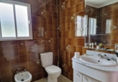 Casa de camp amb terreny en venda a la España, Tolox, ref.: TR387247 foto