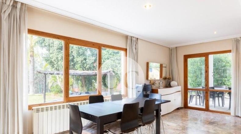 Valencia - Riba-roja de Túria - 1200m2