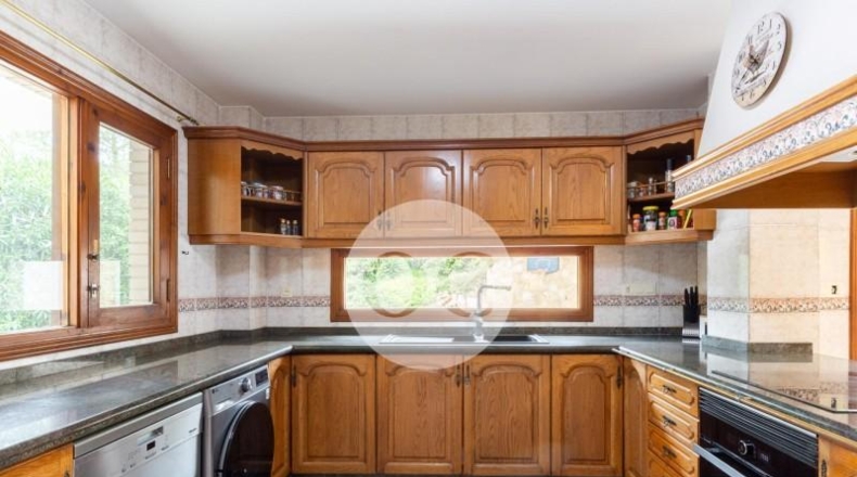 Valencia - Riba-roja de Túria - 1200m2