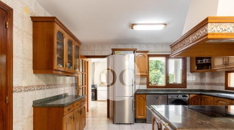 Valencia - Riba-roja de Túria - 1200m2