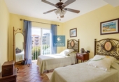 Villa con terreno en venta en la España, Almuñécar, ref: TR387340 foto