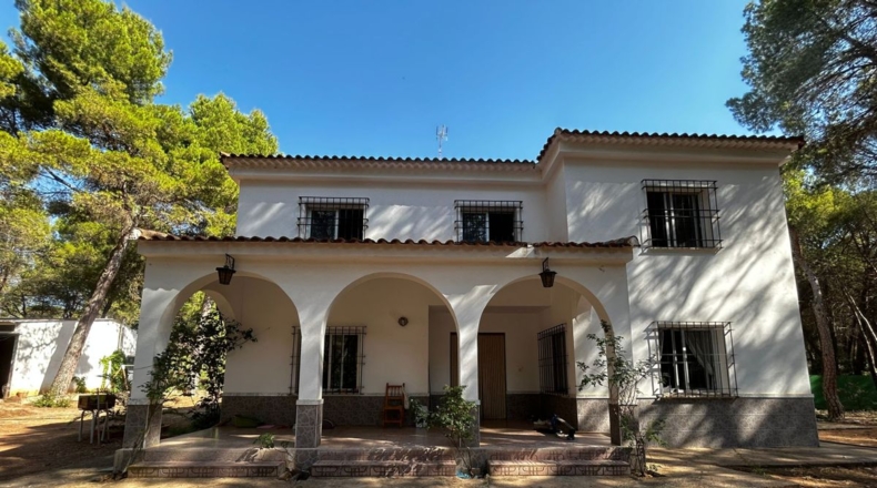 Albacete - Альбасете - 10000m2