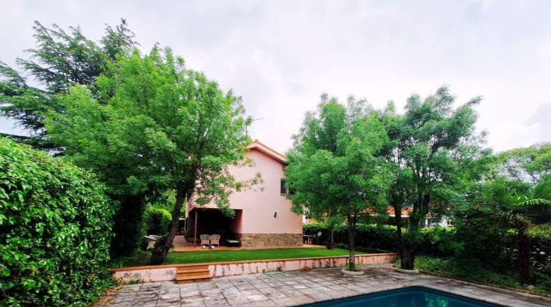 Comunidad de Madrid - Alpedrete - 552m2