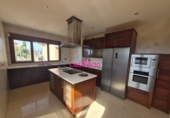 Chalet independiente con terreno en venta en La Lastrilla ref: TR387157 foto
