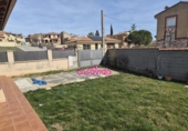 Chalet independiente con terreno en venta en La Lastrilla ref: TR387157 foto