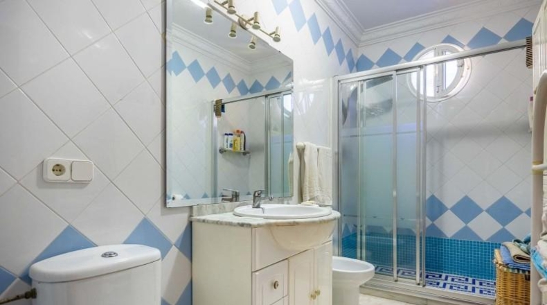 Севилья - San Juan de Aznalfarache - 210m2