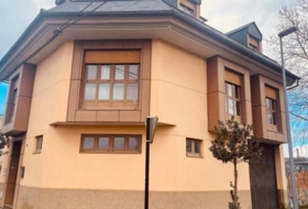 Ponferrada 270&nbsp;m²