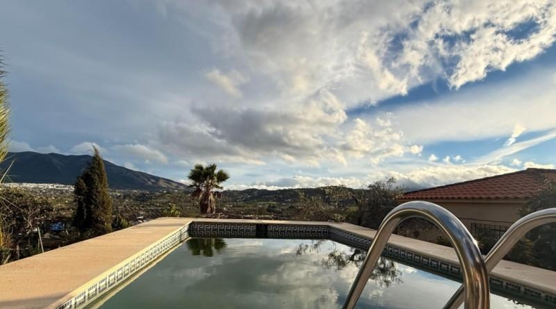 Малага - Fuengirola - 3811m2