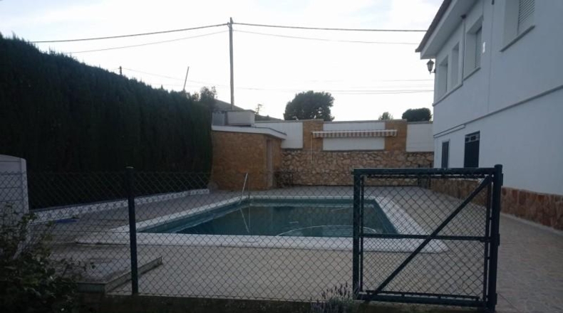 València - Chiva - 1200m2