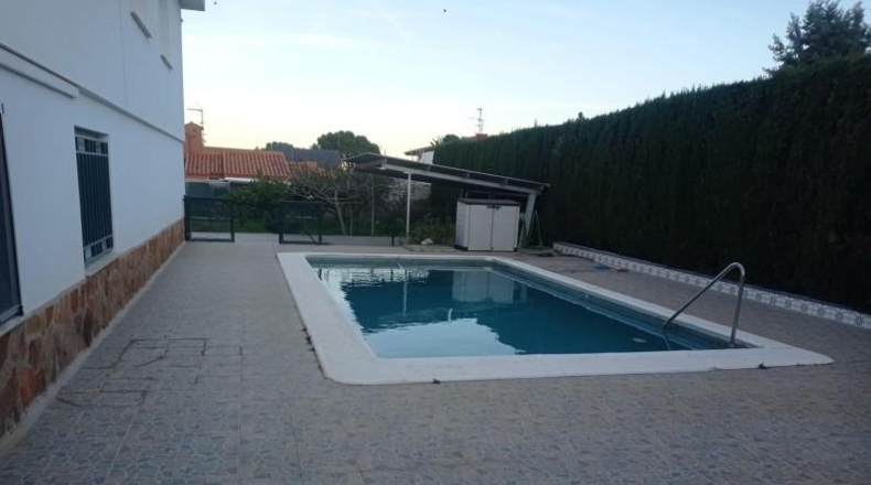 València - Chiva - 1200m2