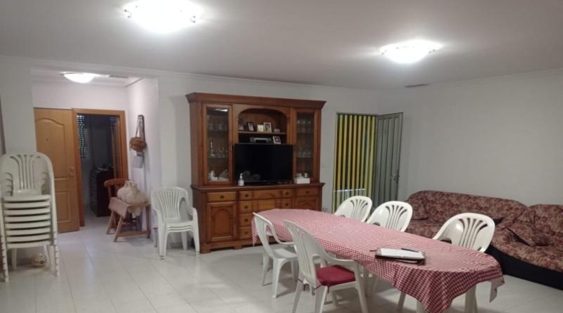 València - Chiva - 1200m2