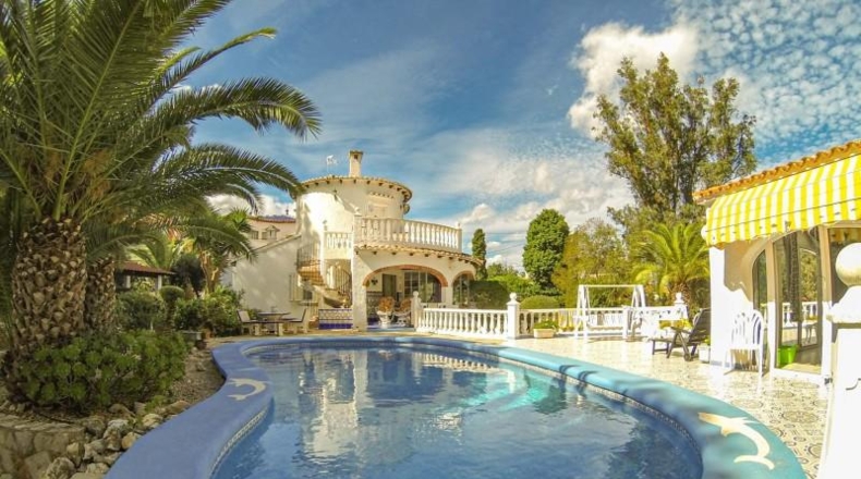 Аликанте - Denia - 2700m2