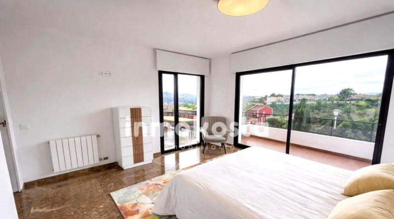 Аликанте - La Nucía - 2213m2