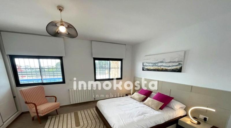 Аликанте - La Nucía - 2213m2