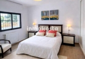 Chalet independiente con terreno en venta en la España, La Nucia, ref: TR387555 foto