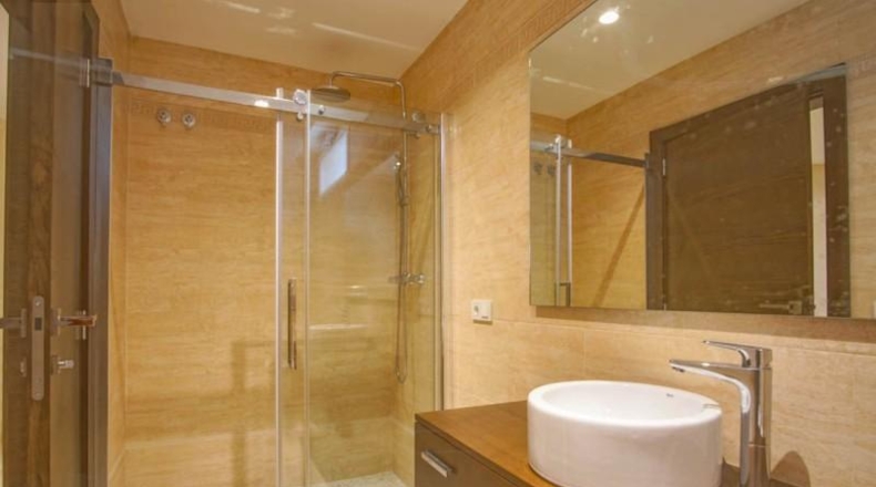 Аликанте - l'Alfàs del Pi - 1094m2