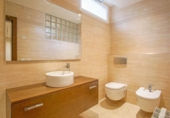 Chalet independiente con terreno en venta en la España, L'Alfàs del Pi, ref: TR387541 foto