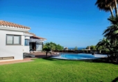 Xalet independent amb terreny en venda a la España, Benalmádena, ref.: TR387620 foto