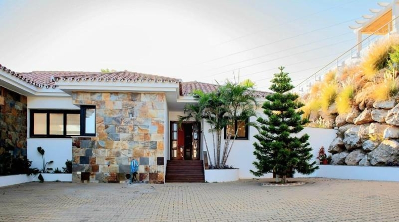 Малага - Benalmádena - 847m2