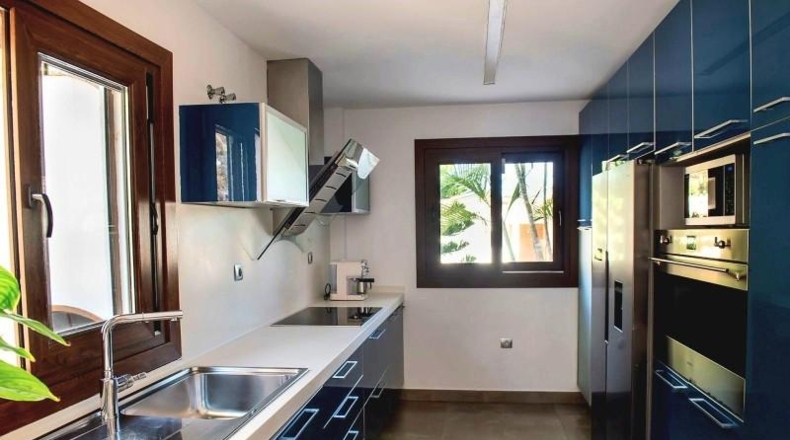 Малага - Benalmádena - 847m2