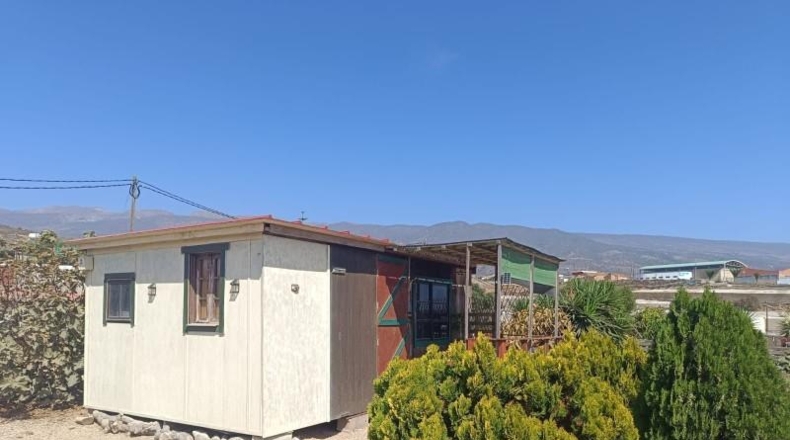 Санта-Крус-де-Тенерифе - Las Listadas - 2450m2