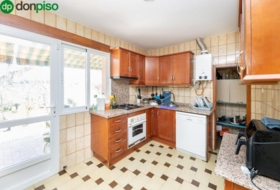 Belicena 370&nbsp;м²