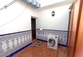 Дом с участком на продажу в городе Alcalá de Guadaíra. Фото