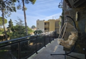 Отдельно стоящий дом с участком на продажу в городе Salou. Фото