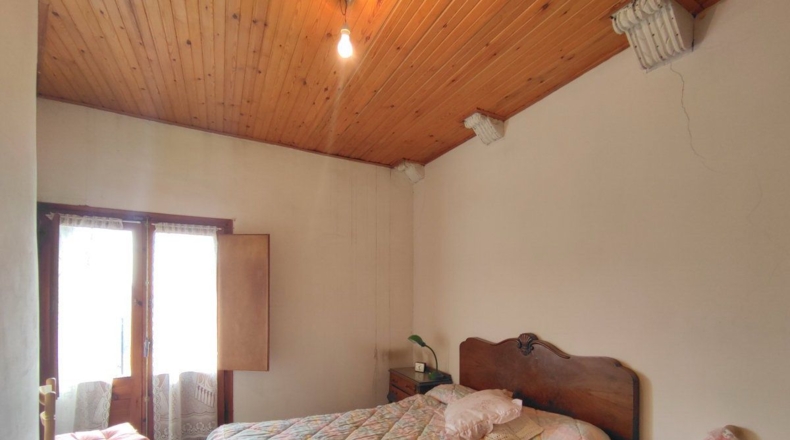 Huesca - Пуертолас - 450m2