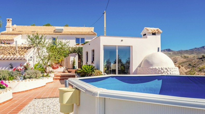 Almeria - Oria - 8000m2