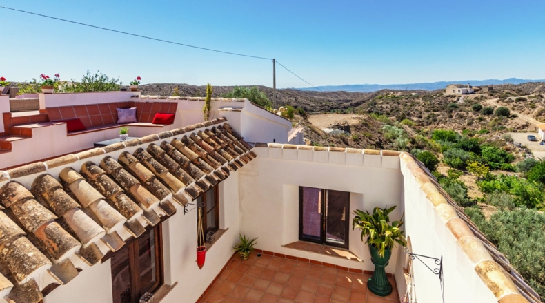 Almeria - Oria - 8000m2
